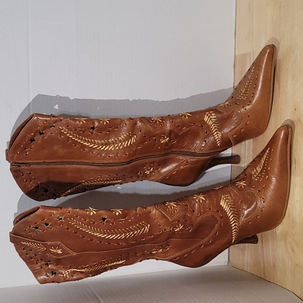 Women boots